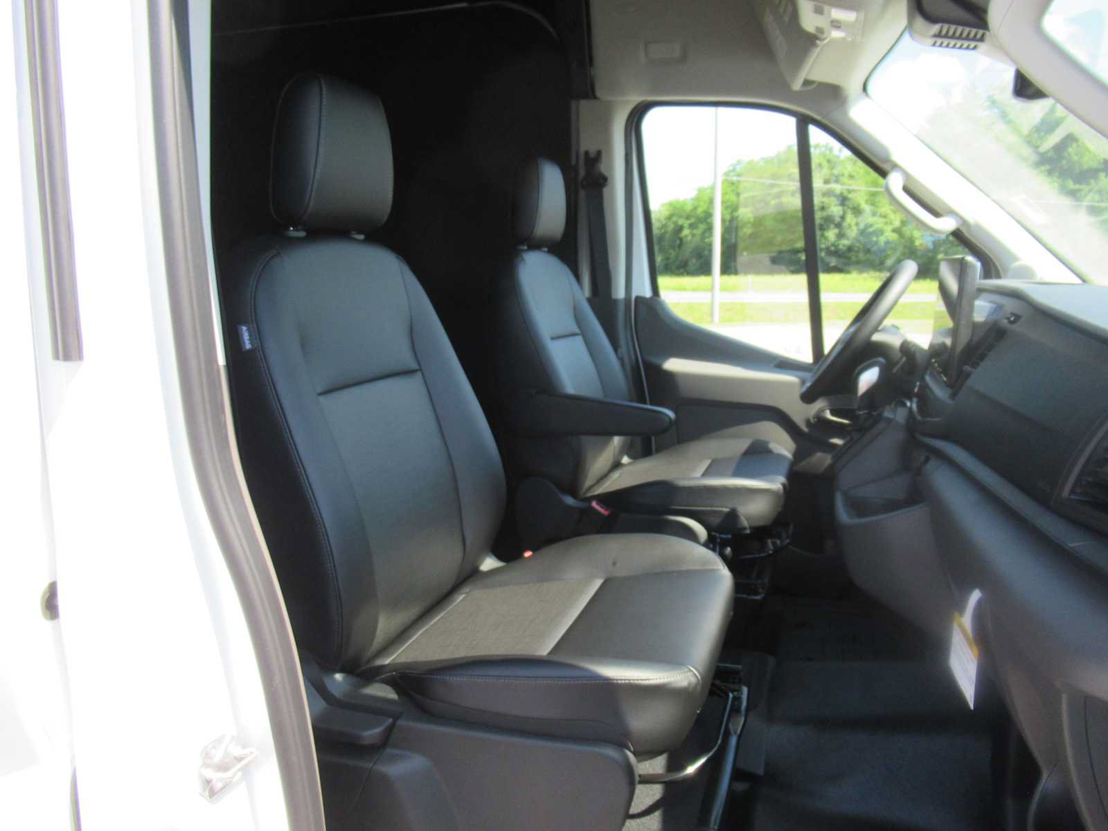 New 2026 Ford Transit 350 148 High Roof Extended w/ Load Area Protection Package RWD image 17