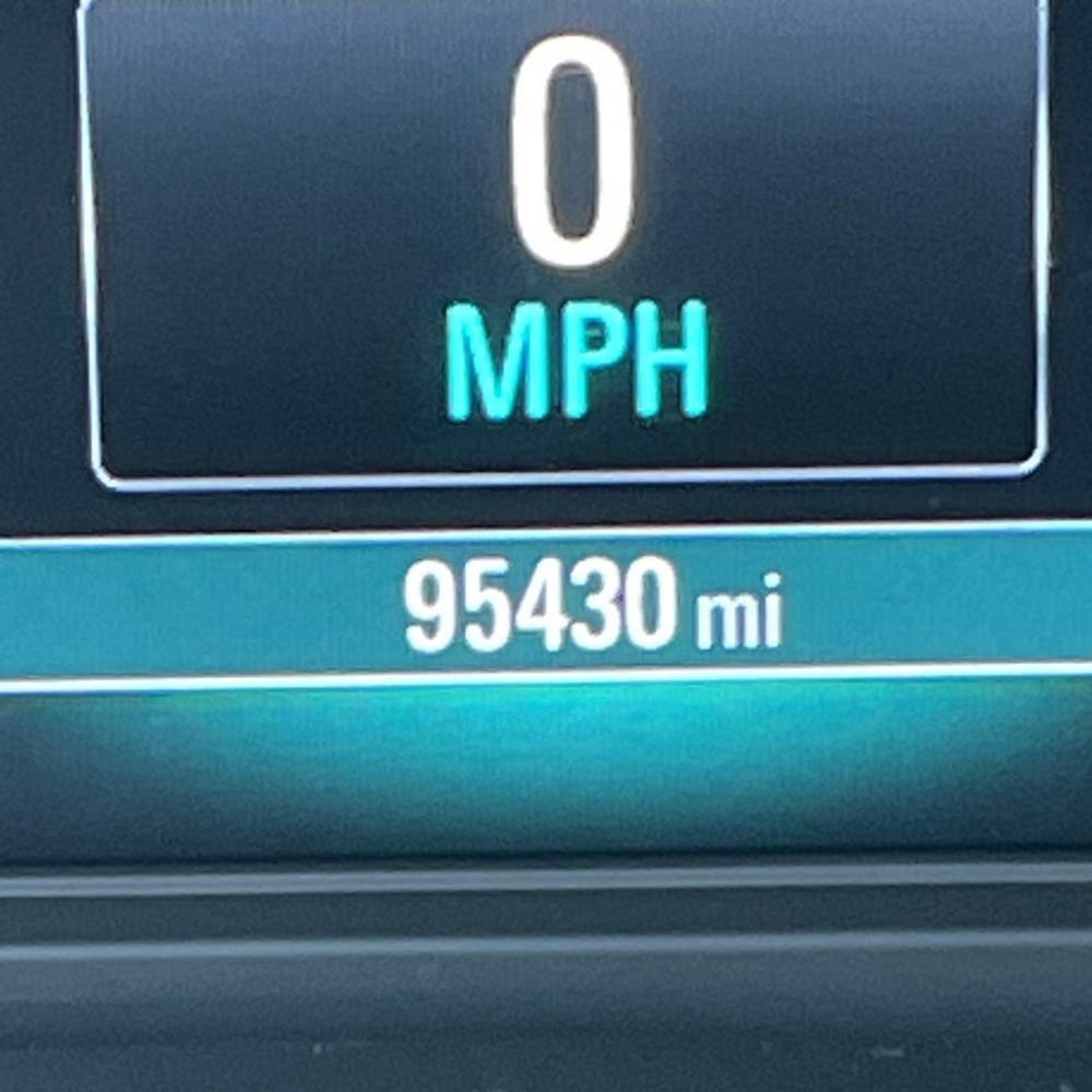 Used 2019 Buick Enclave Premium w/ Experience Buick Package FWD image 8