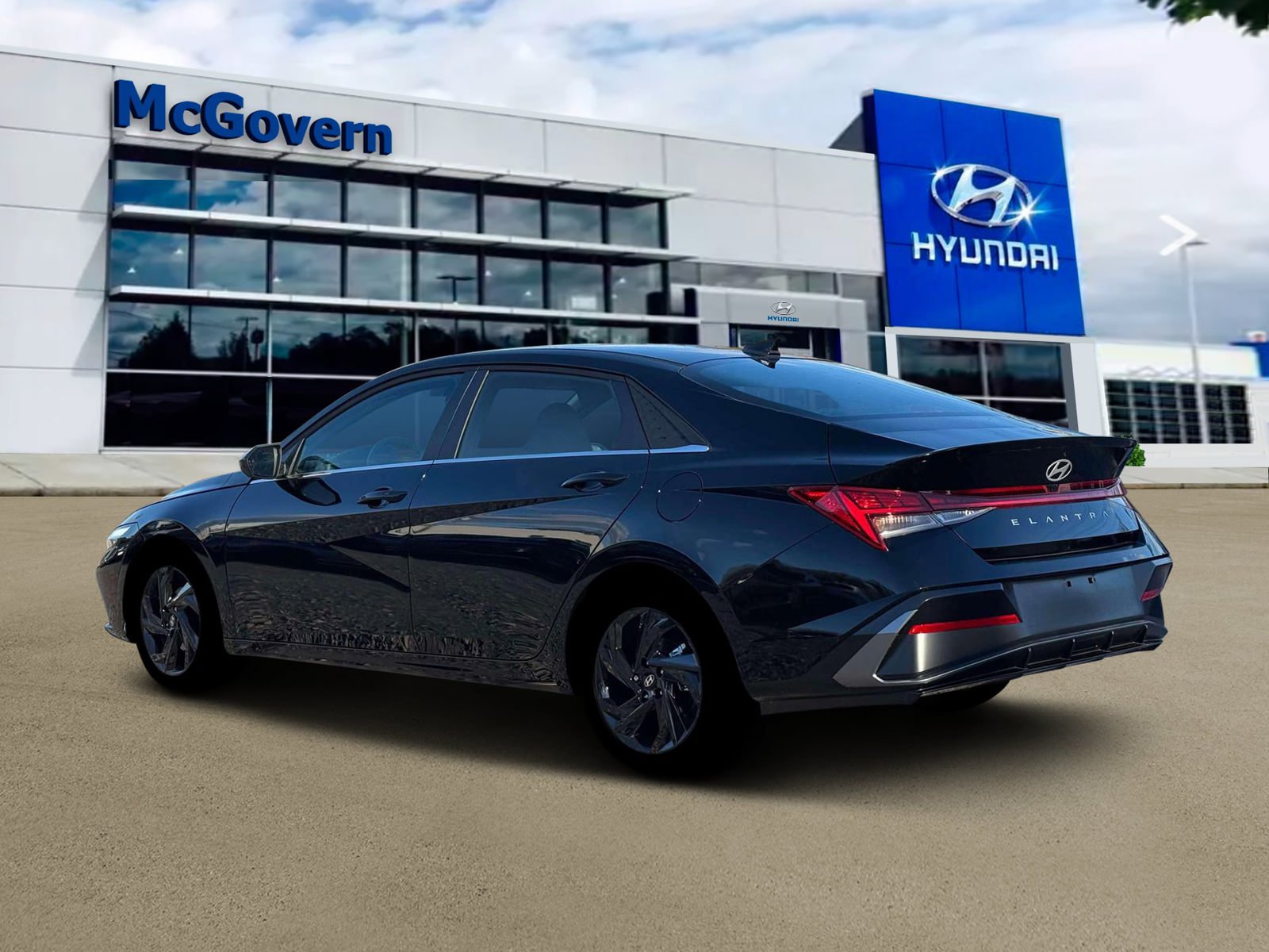 New 2026 Hyundai Elantra SEL Sport Premium FWD image 4