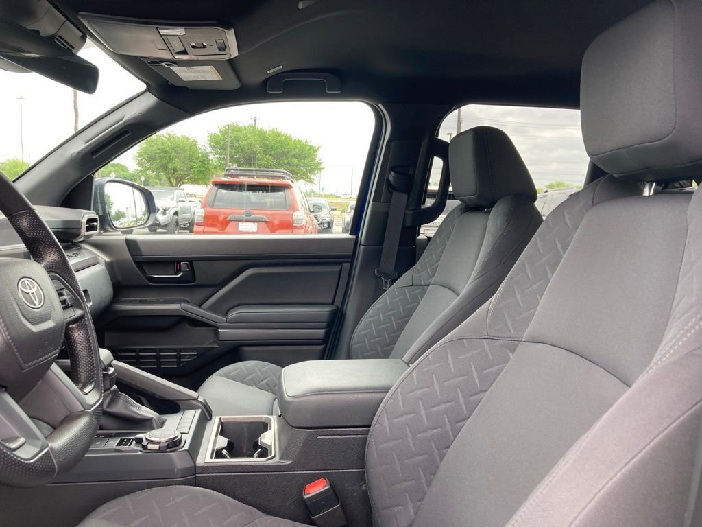 Used 2025 Toyota Tacoma SR5 image 8