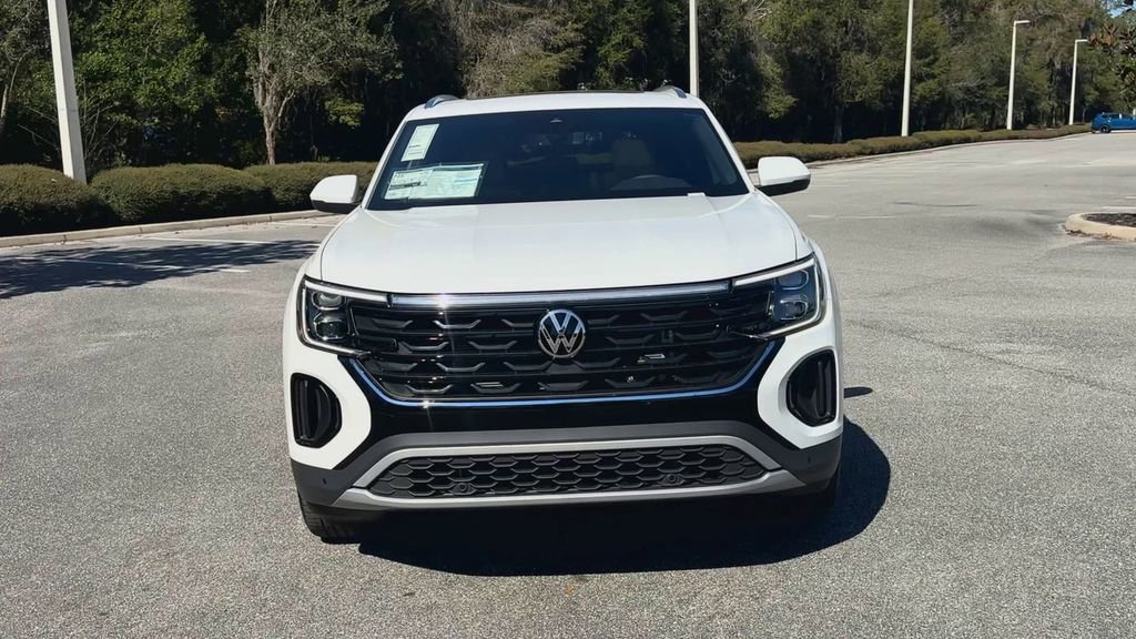 New 2026 Volkswagen Atlas Cross Sport SE image 3