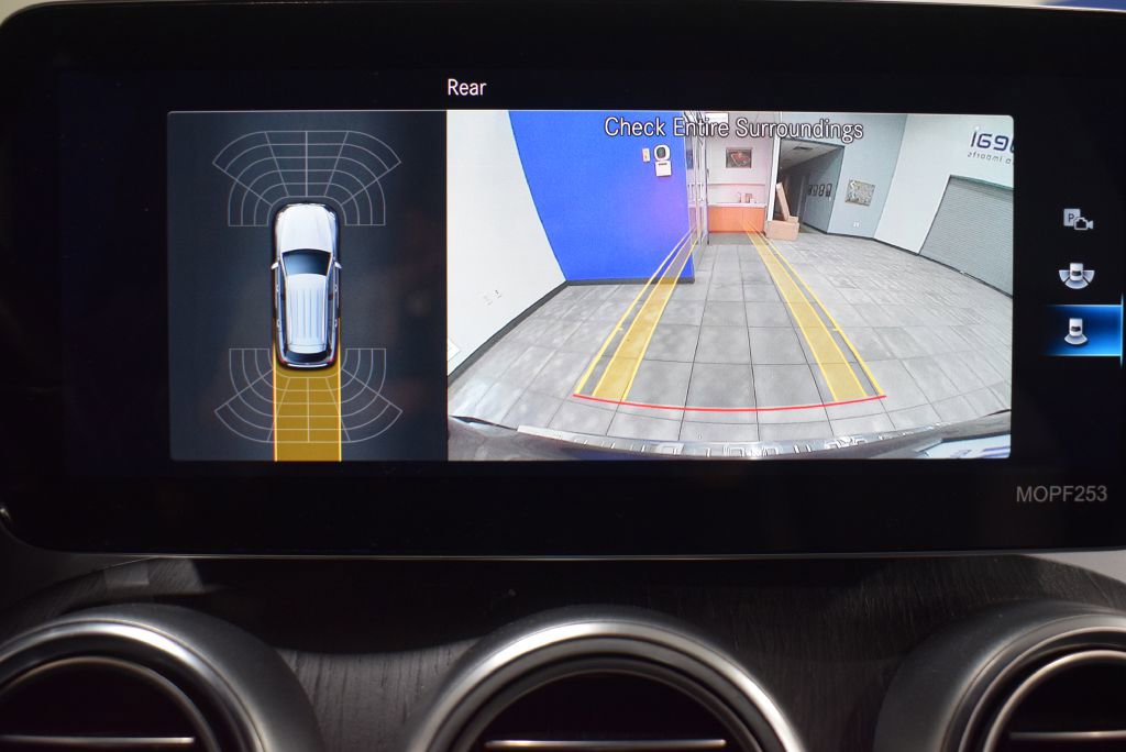 Used 2022 Mercedes-Benz GLC 300 4MATIC image 25