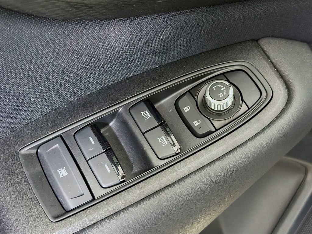 Used 2025 Subaru Outback Premium image 21