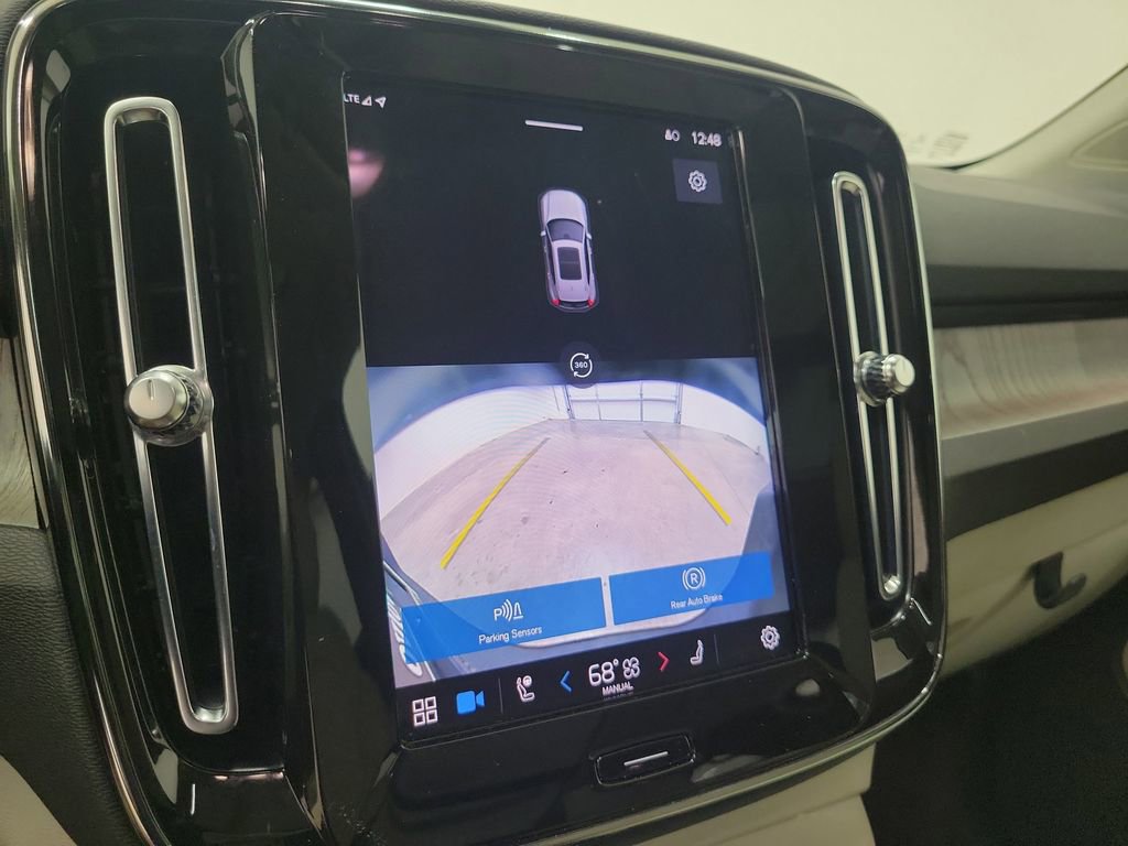 Certified 2023 Volvo XC40 B4 Plus w/ Driver Assist Package image 28