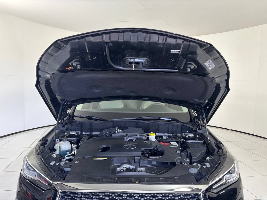 Used 2023 INFINITI QX50 Luxe FWD image 11