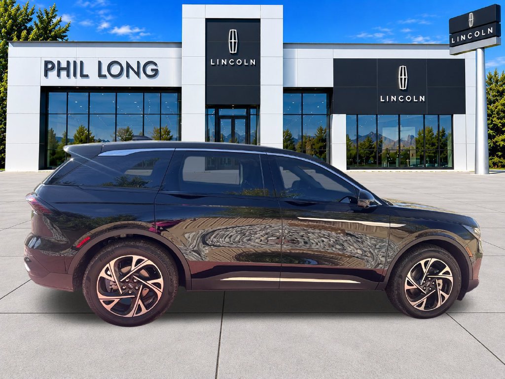 Certified 2026 Lincoln Nautilus Premier w/ Equipment Group 102A AWD/4WD image 9