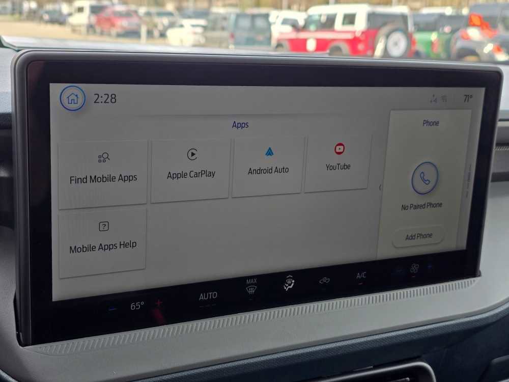 Used 2025 Ford Maverick XL w/ Equipment Group 102A image 38