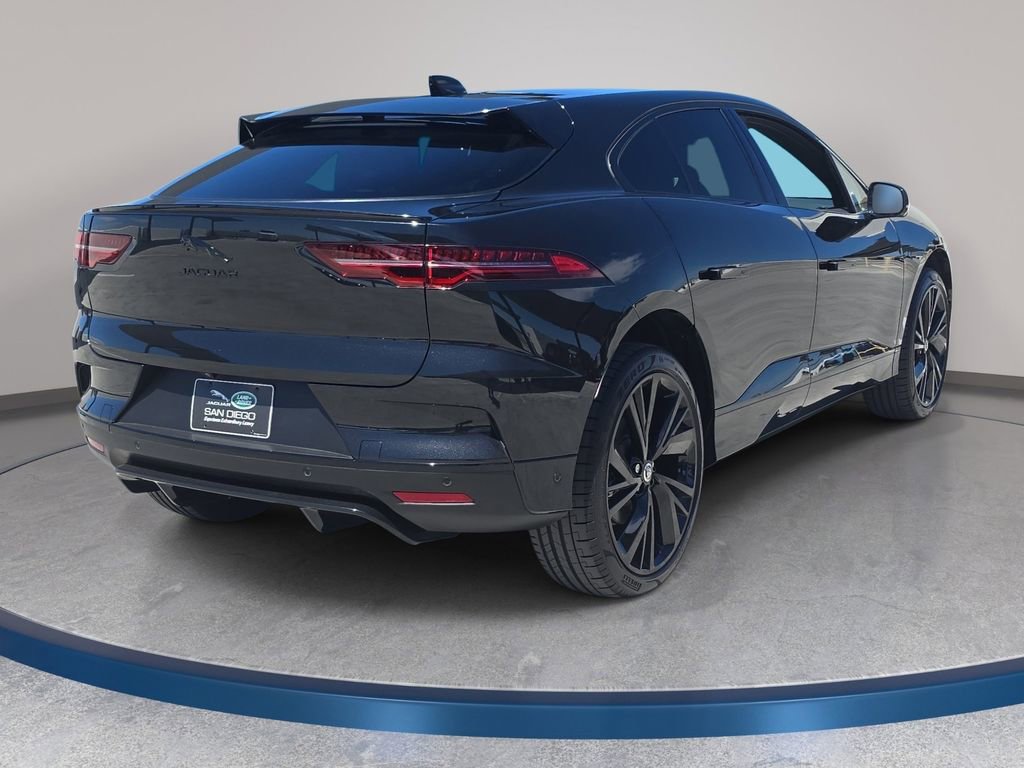 Certified 2024 Jaguar I-PACE R-Dynamic HSE image 5