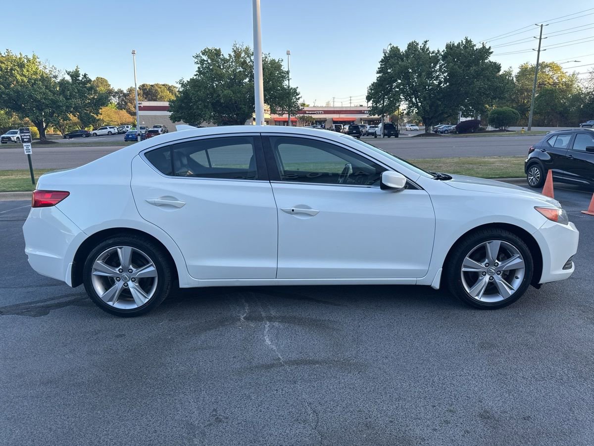 Used 2015 Acura ILX FWD image 8