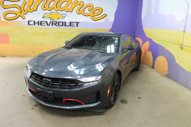 Used 2019 Chevrolet Camaro LT w/ RS Package RWD image 4