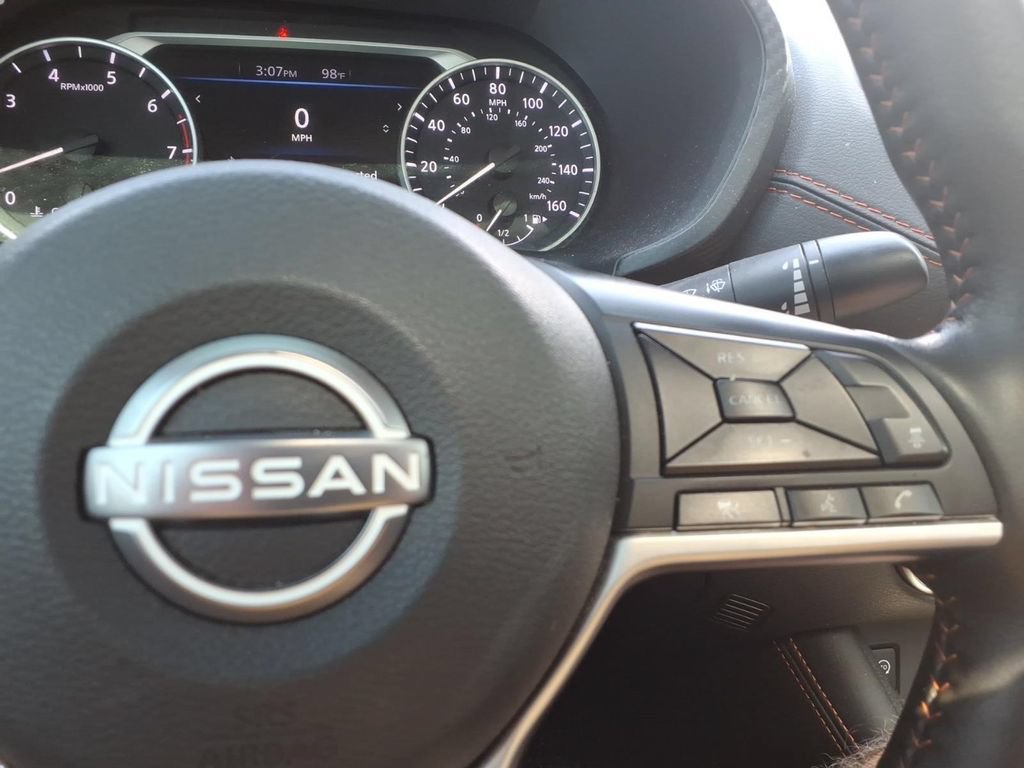 Used 2024 Nissan Sentra SR w/ SR Premium Package FWD image 19