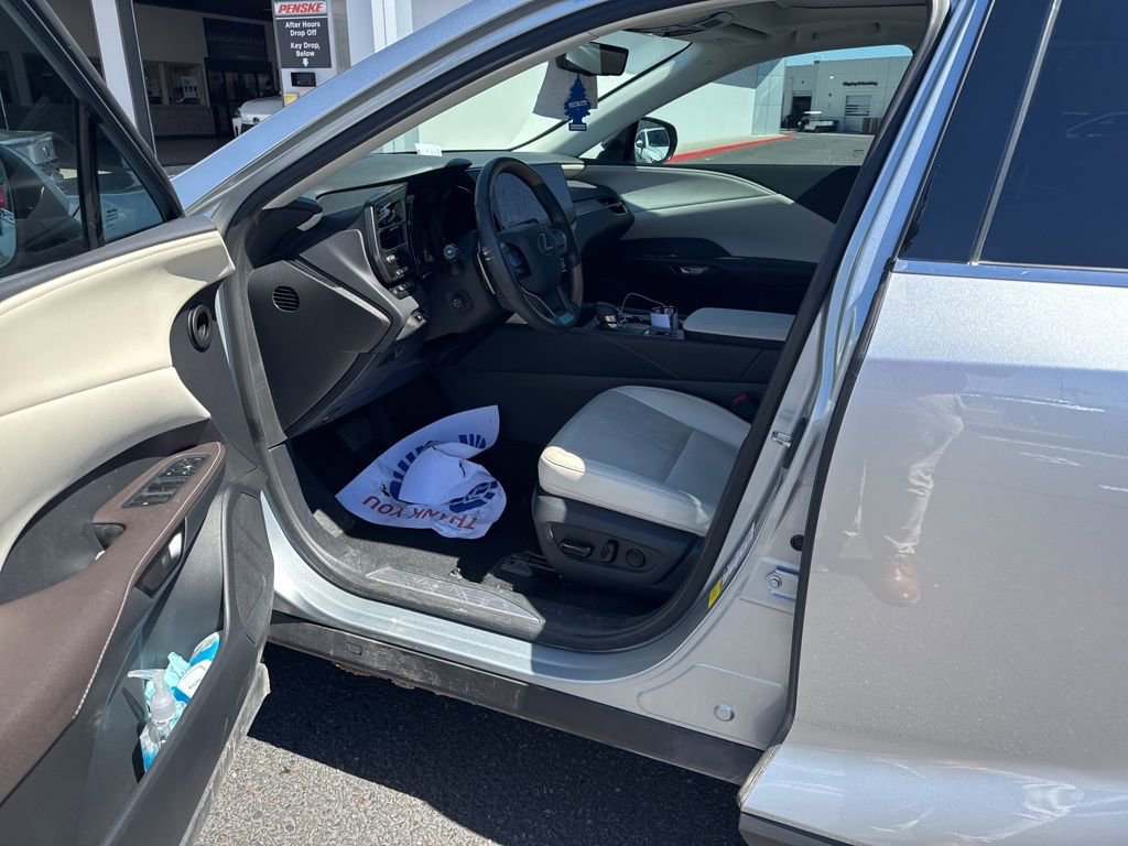 Used 2023 Lexus RX 350 Premium Plus w/ Cold Area Package image 8