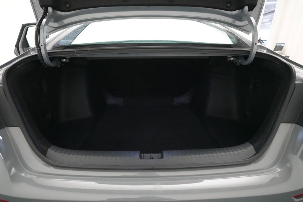 Used 2024 Honda Accord Sport image 10