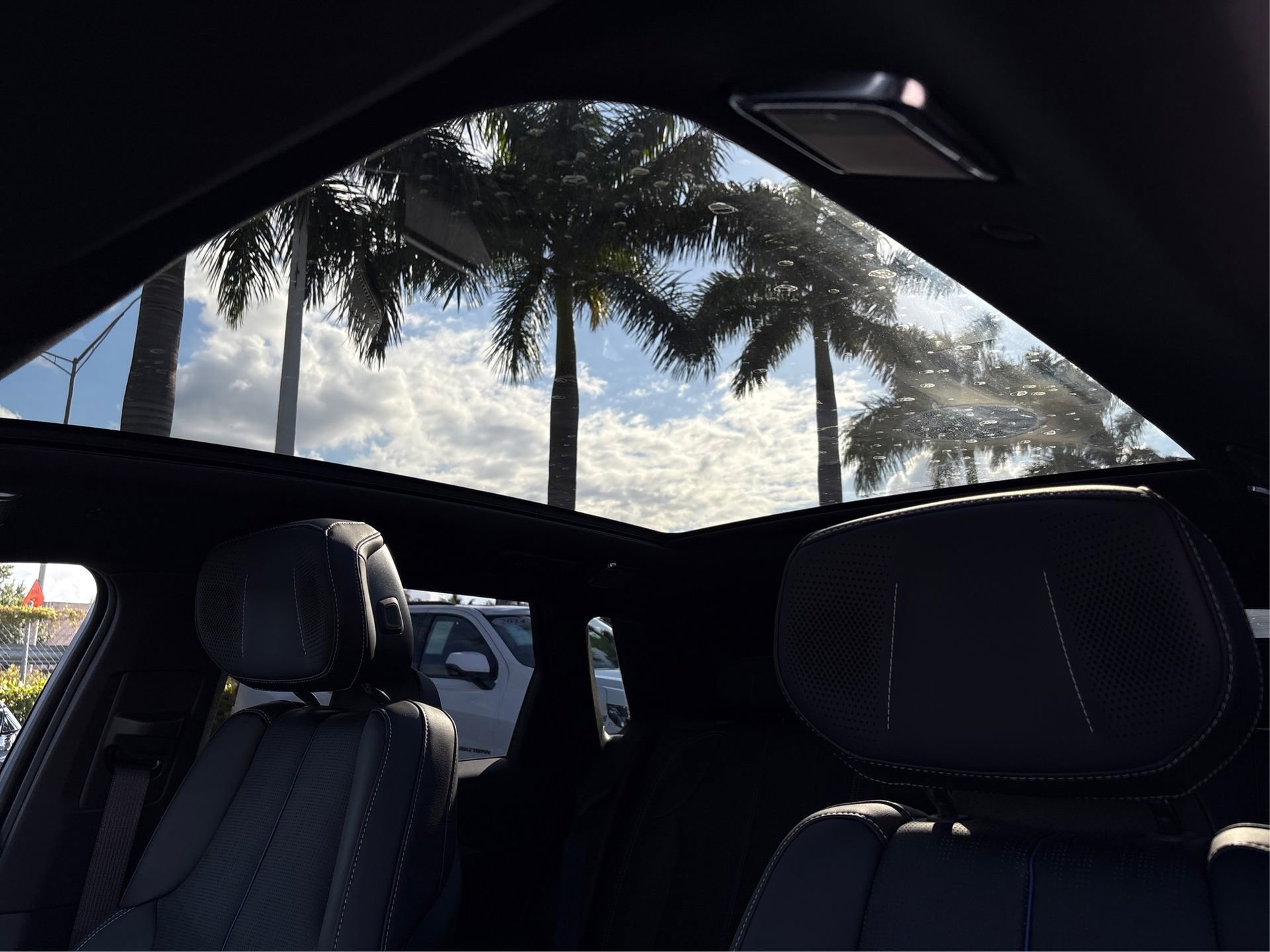 Used 2026 Cadillac Lyriq Premium Sport image 33