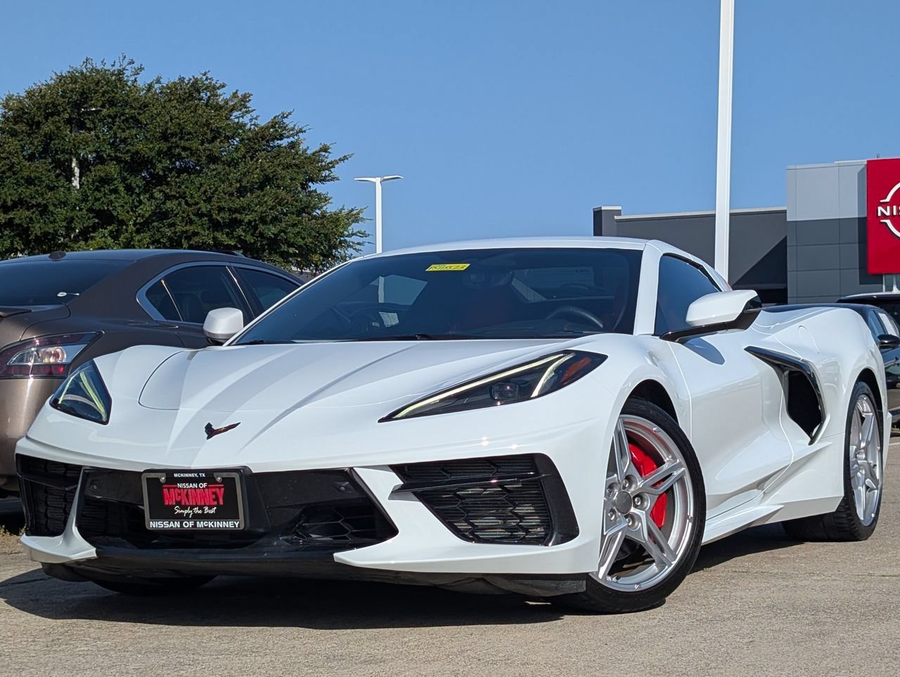 Used 2023 Chevrolet Corvette Stingray Premium Conv w/ Z51 Performance Package RWD image 2