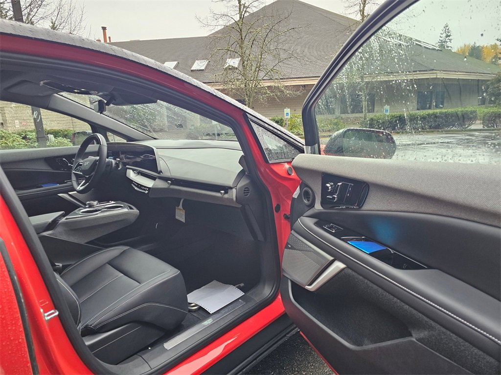 New 2026 Cadillac Optiq Sport 1 image 10