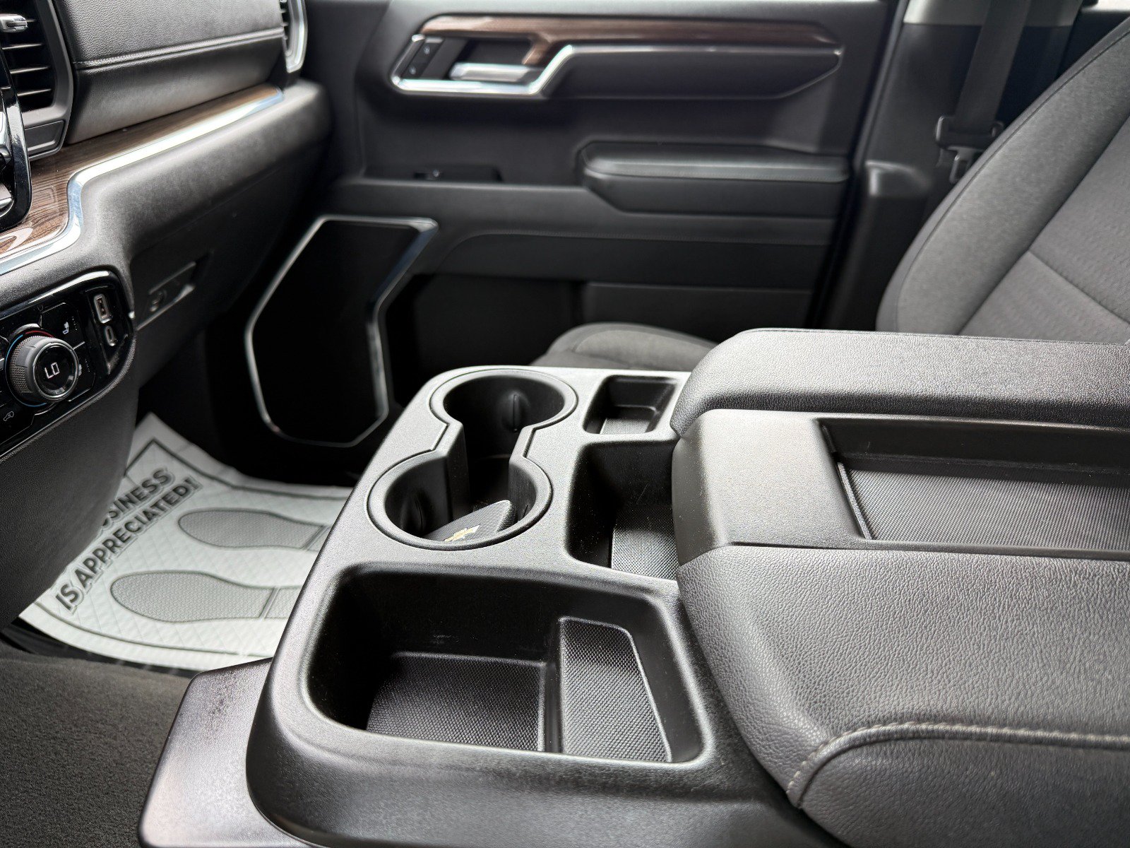 Certified 2024 Chevrolet Silverado 1500 LT AWD/4WD image 31