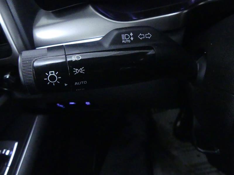 Used 2023 Kia Sorento LX image 18