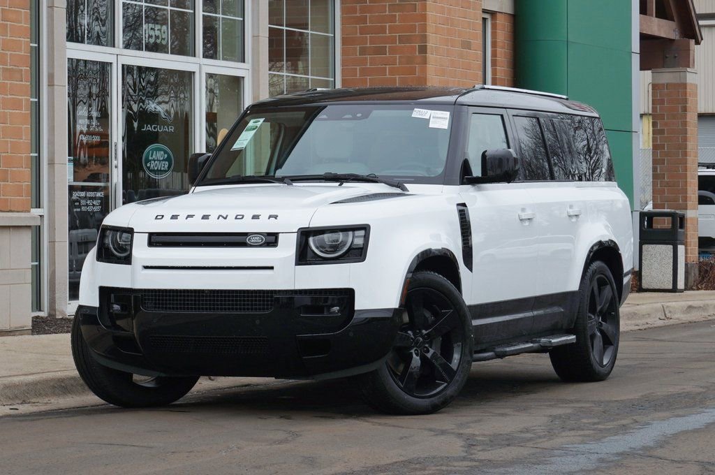 New 2026 Land Rover Defender 130 X-Dynamic SE image 1