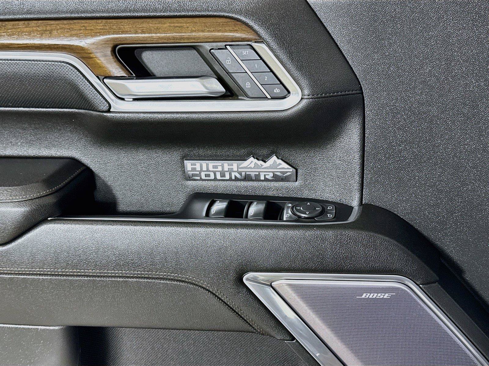 Certified 2023 Chevrolet Silverado 1500 High Country w/ Technology Package AWD/4WD image 16