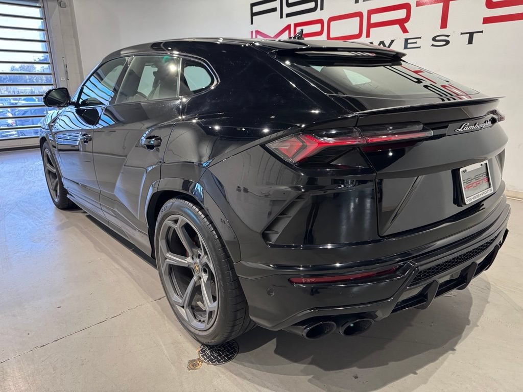 Used 2020 Lamborghini Urus AWD/4WD image 5