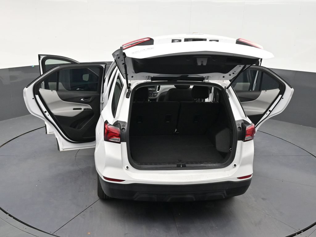 Used 2024 Chevrolet Equinox LS FWD image 31