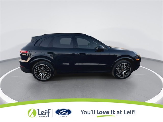 Used 2023 Porsche Cayenne image 12