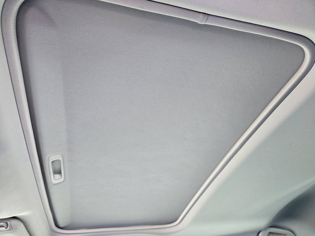 Used 2018 Toyota Camry SE w/ Audio Package FWD image 21
