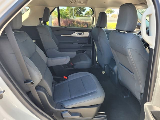 Certified 2025 Ford Explorer Active image 18