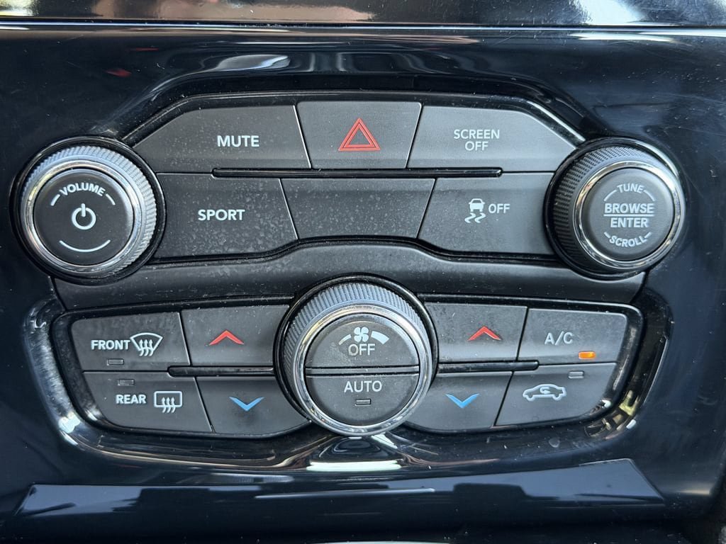Used 2017 Chrysler 300 S RWD image 25
