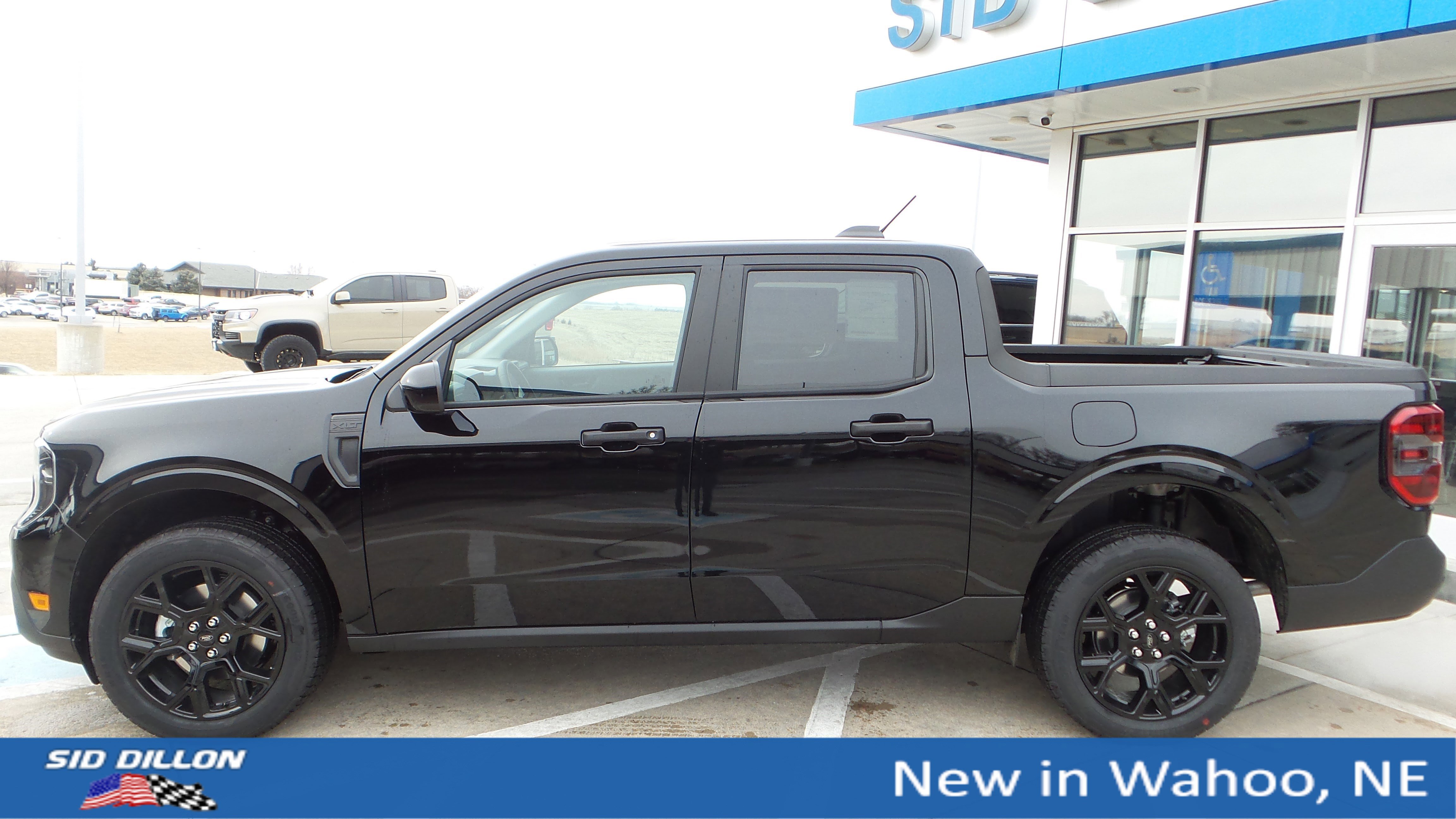 New 2026 Ford Maverick XLT w/ XLT Luxury Package image 2