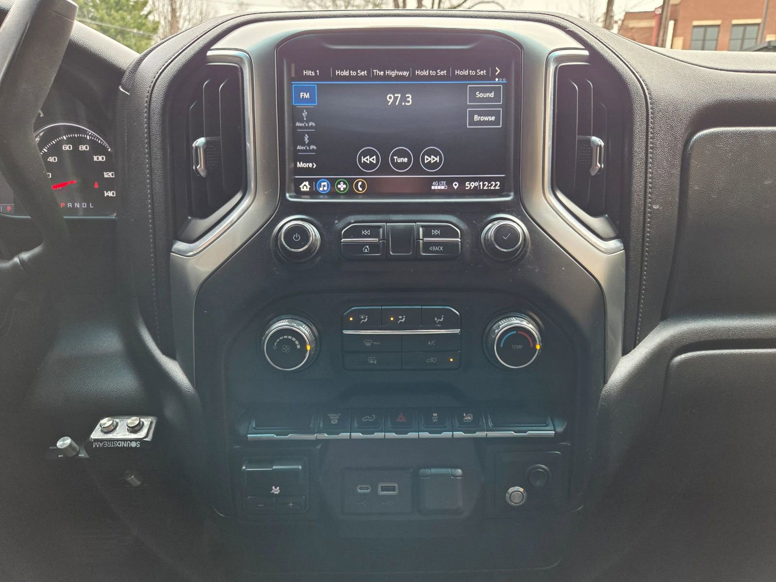 Used 2021 Chevrolet Silverado 2500 LT image 19