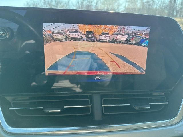 Used 2024 Chevrolet Trax LT w/ LT Convenience Package image 27