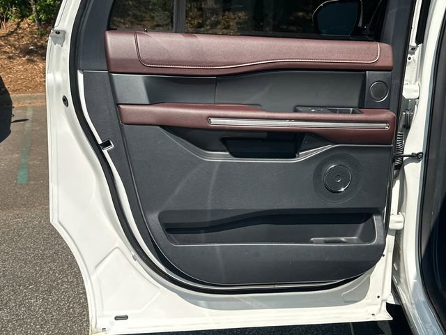 Used 2024 Ford Expedition Max Limited AWD/4WD image 25