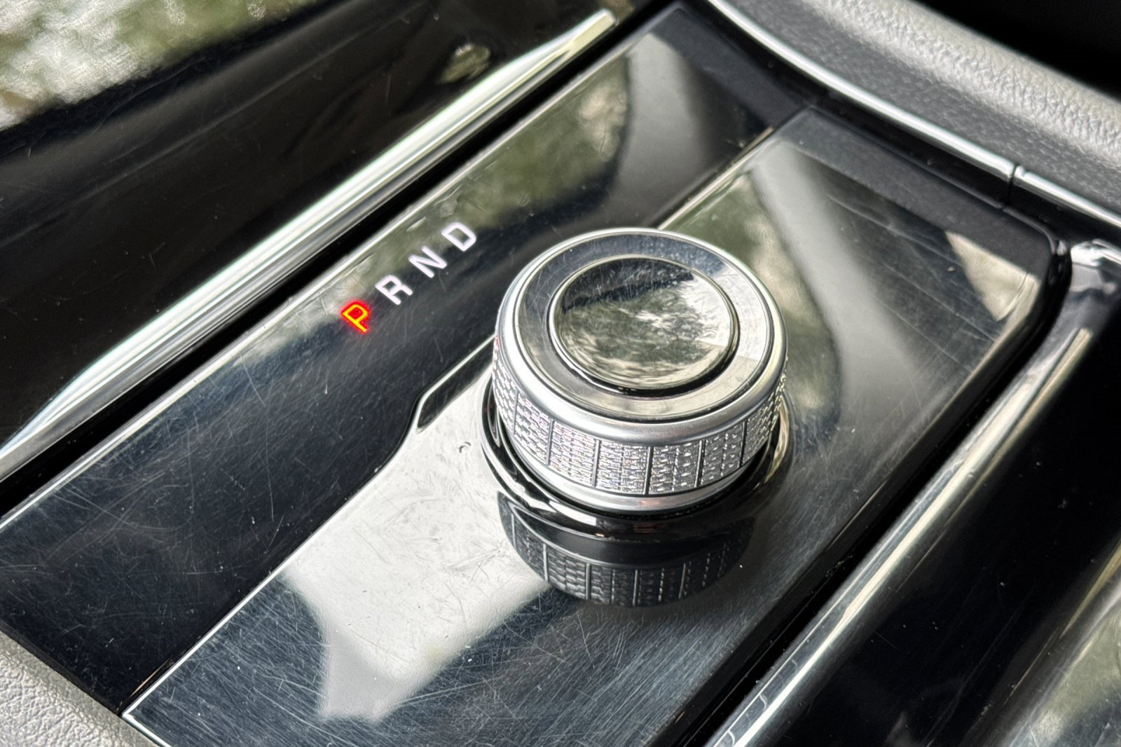 Used 2023 Jeep Grand Cherokee Laredo image 24