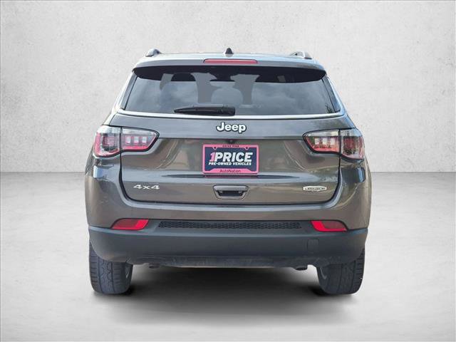 Used 2023 Jeep Compass Latitude AWD/4WD image 7