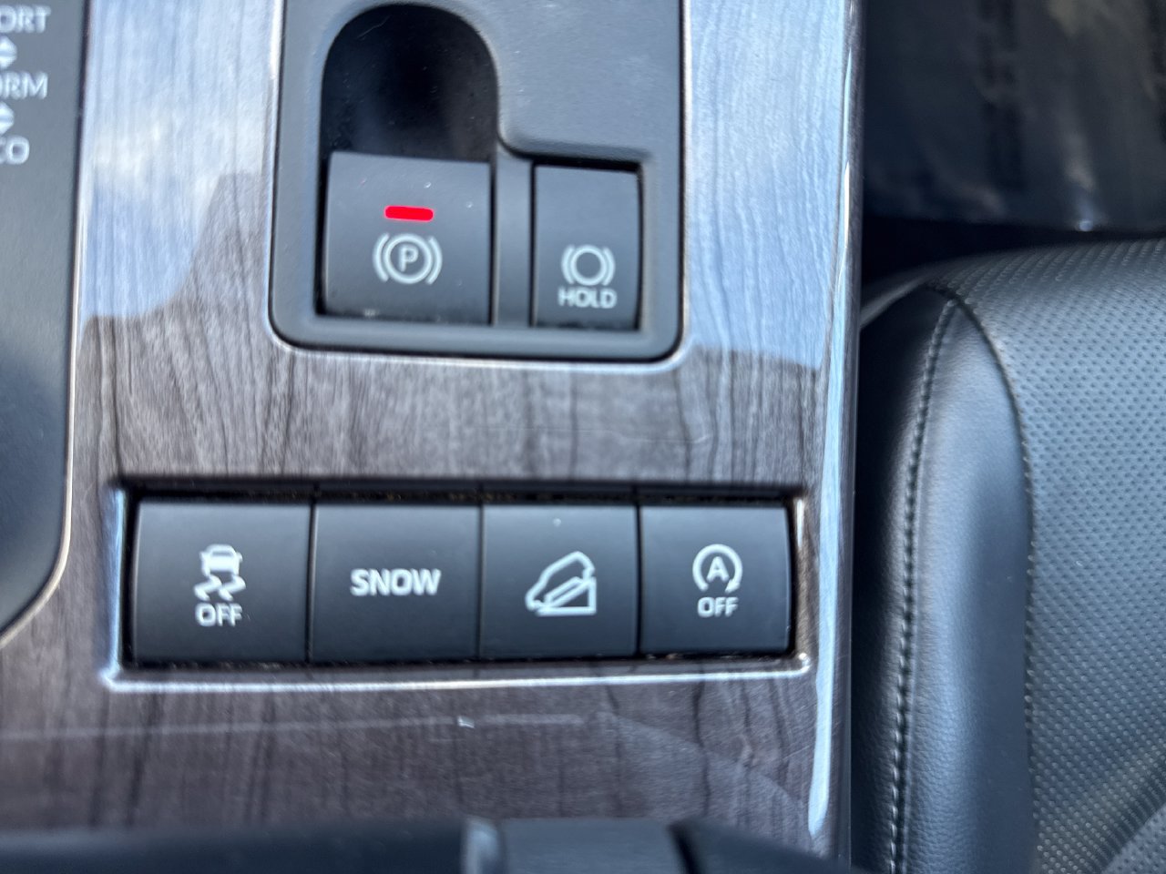 Used 2022 Toyota Highlander Platinum AWD/4WD image 25