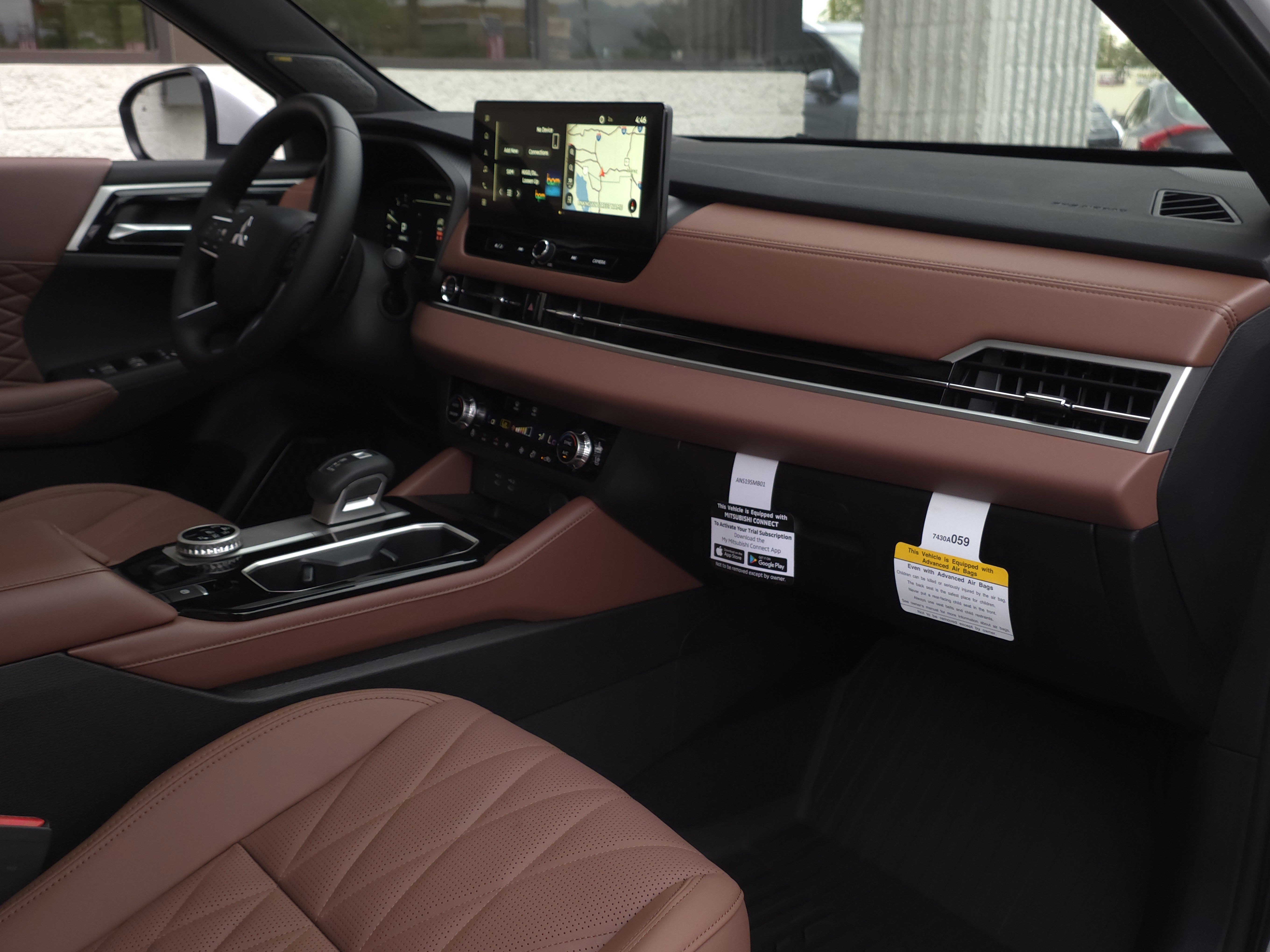New 2025 Mitsubishi Outlander SEL image 31