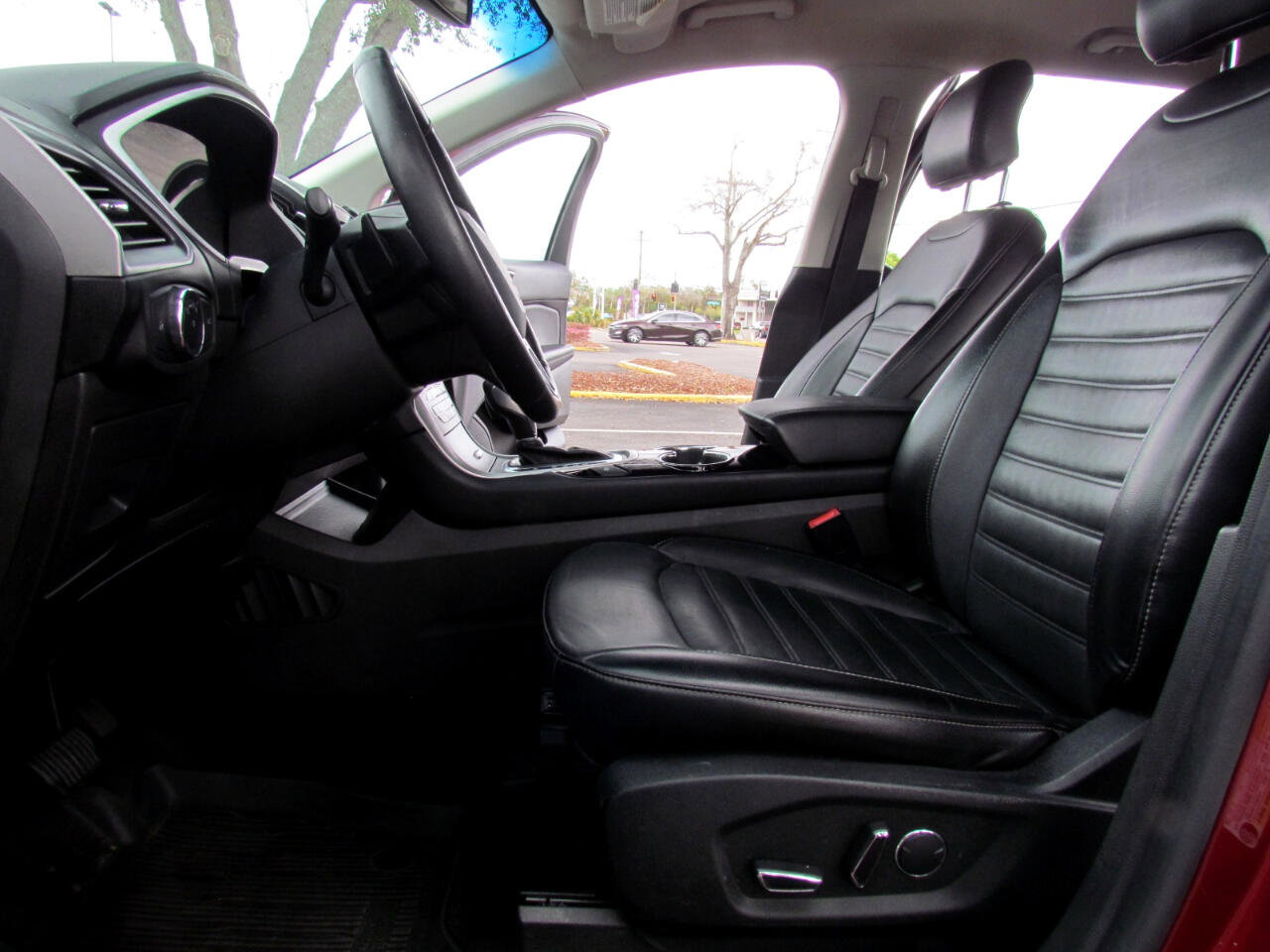 Used 2017 Ford Edge SEL w/ Equipment Group 201A image 19