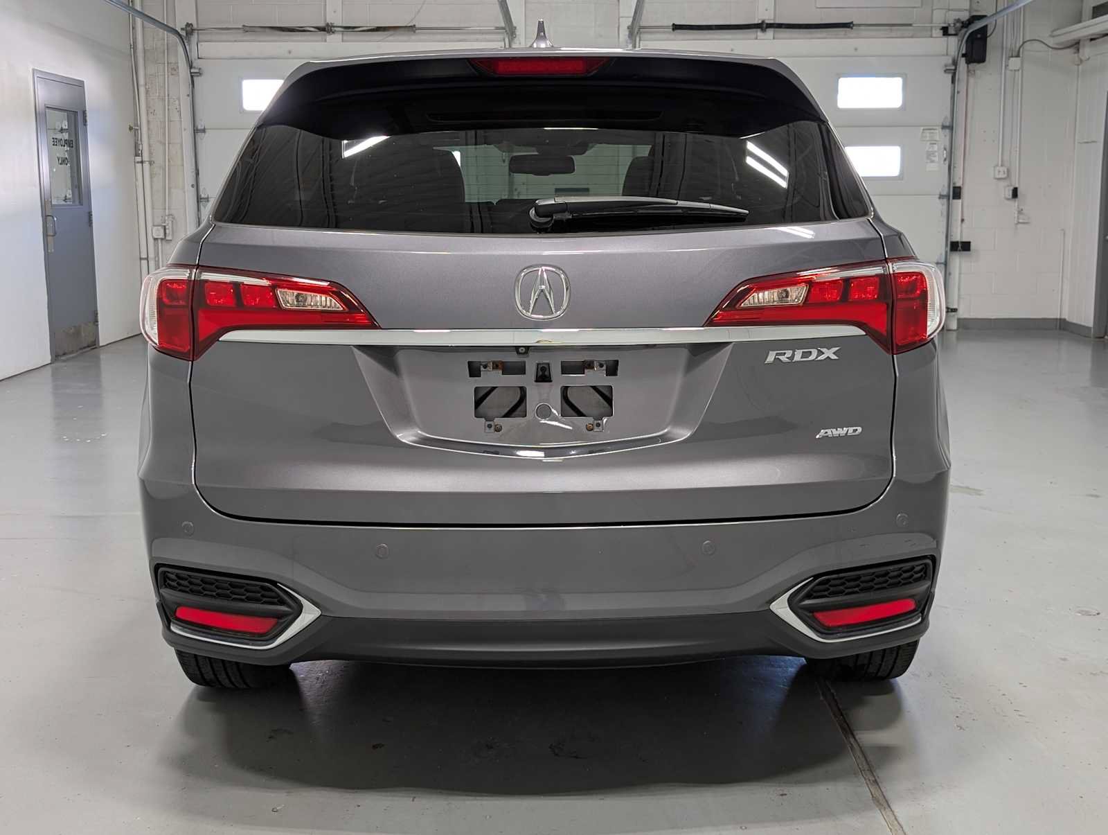 Used 2017 Acura RDX w/ Advance Package AWD/4WD image 9