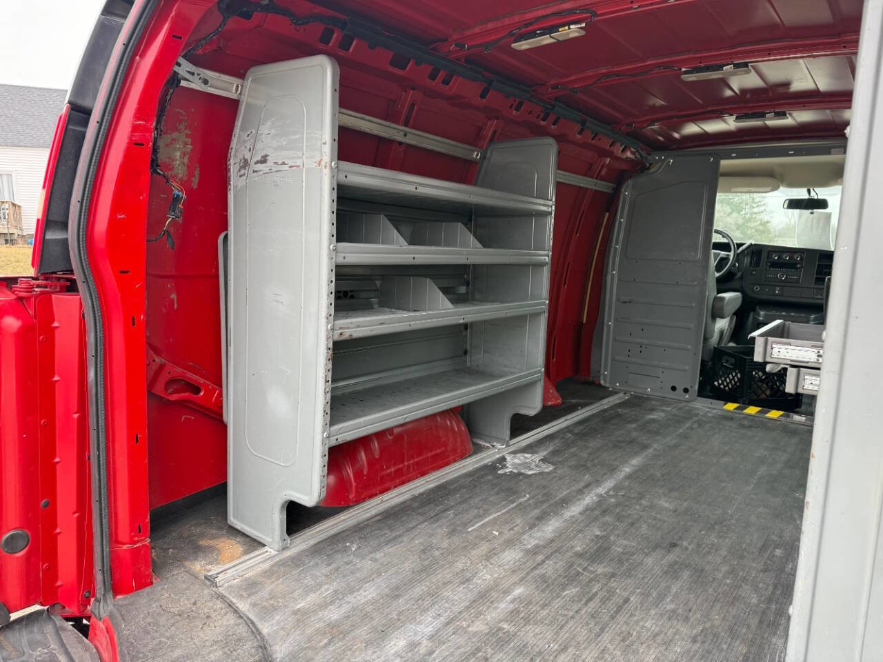 Used 2015 Chevrolet Express 2500 image 9