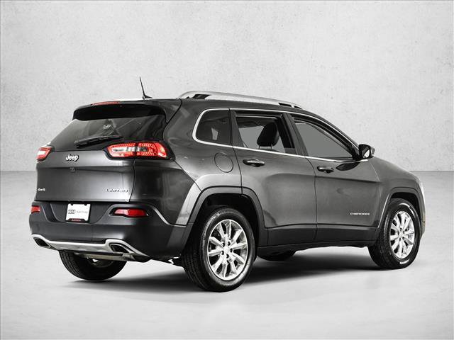 Used 2017 Jeep Cherokee Limited AWD/4WD image 5