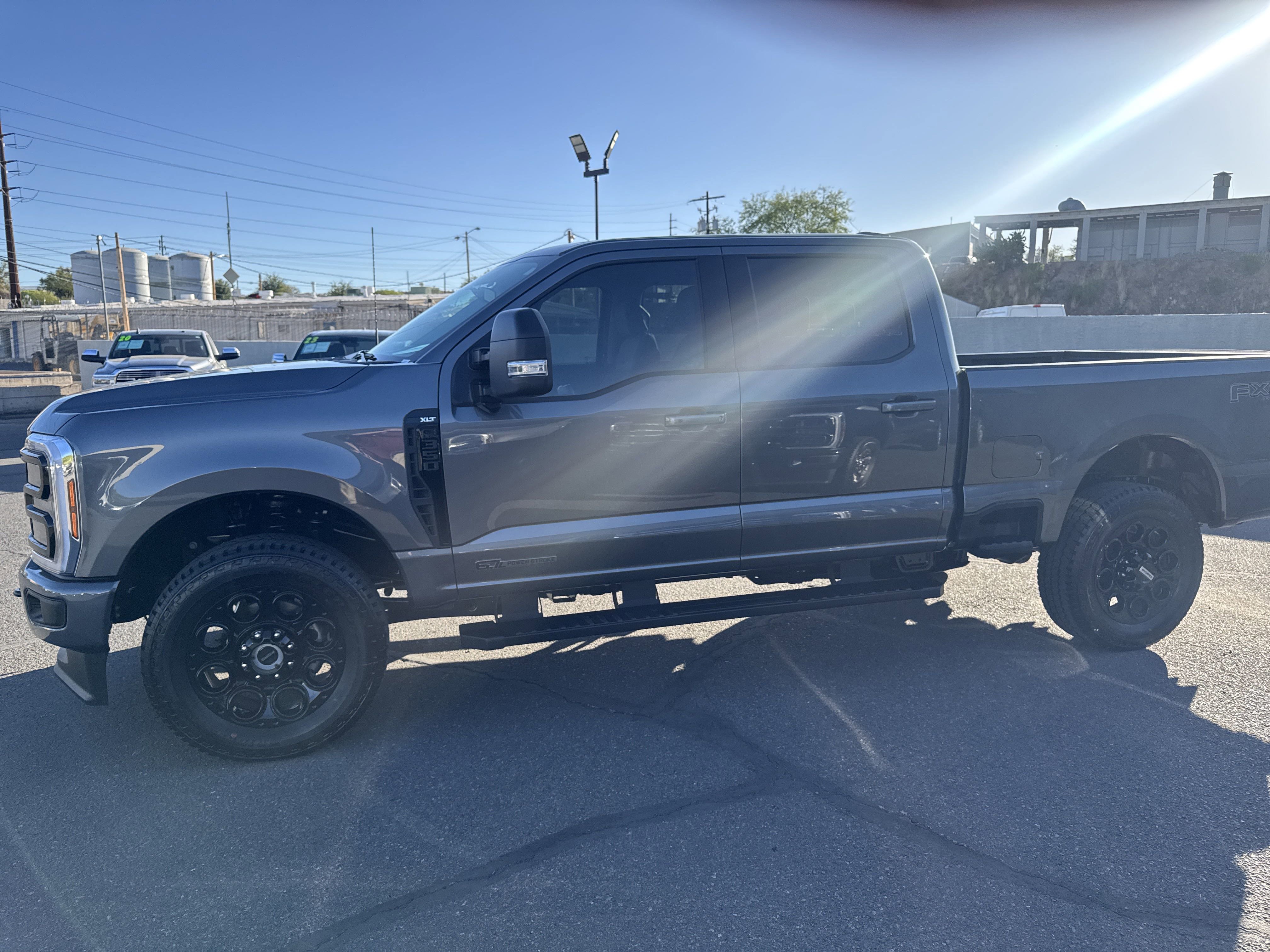 New 2025 Ford F350 XLT w/ Black Appearance Package image 4