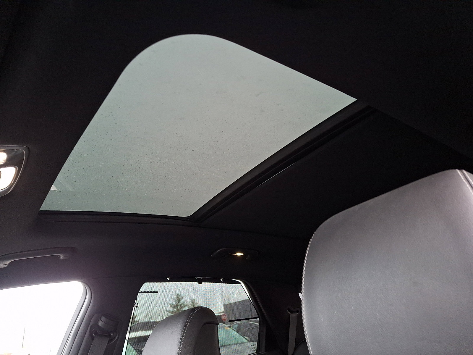 Certified 2023 Genesis GV70 2.5T w/ Sport Prestige Package image 21