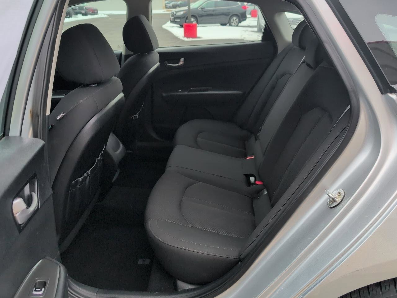 Used 2017 Kia Optima LX image 10