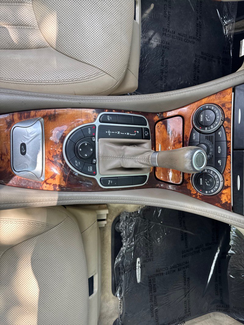 Used 2011 Mercedes-Benz SL 550 image 50