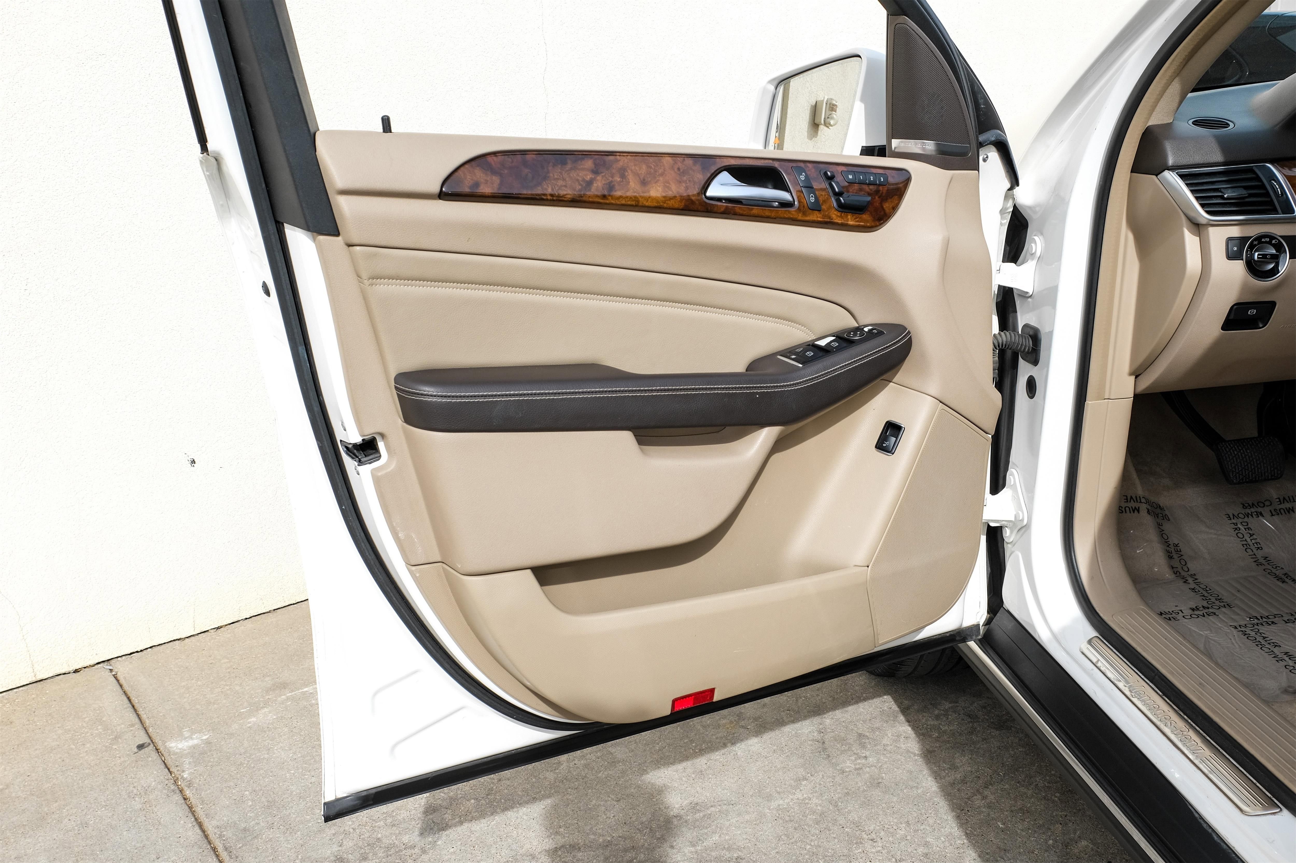 Used 2015 Mercedes-Benz ML 350 4MATIC image 40