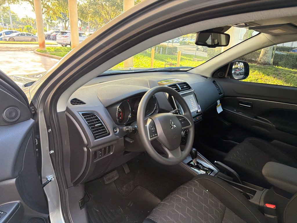 New 2027 Mitsubishi Outlander Sport ES FWD image 6