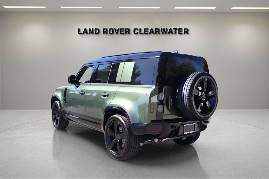 New 2026 Land Rover Defender 110 X-Dynamic SE AWD/4WD image 3