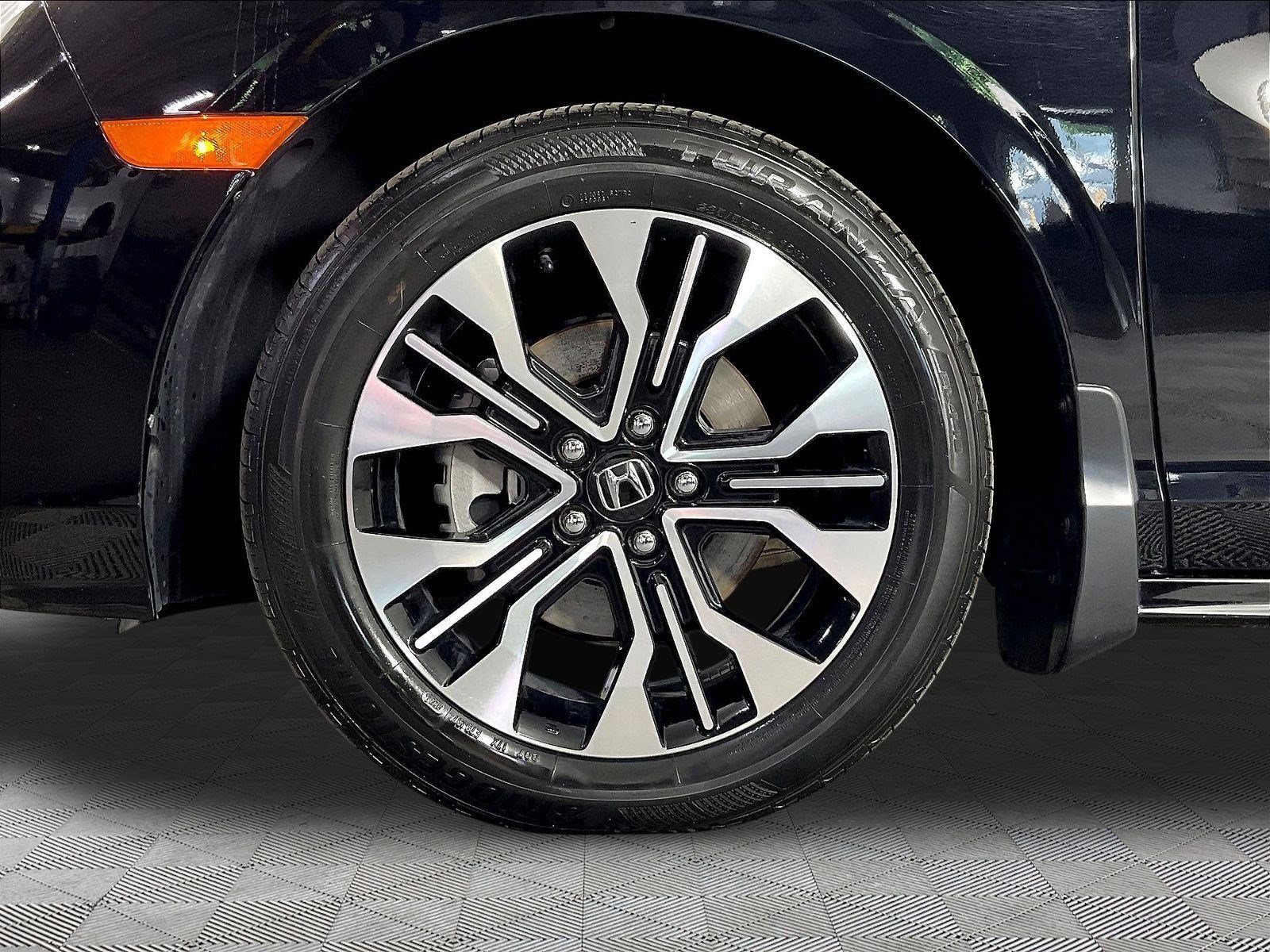 Used 2025 Honda Odyssey Elite image 35